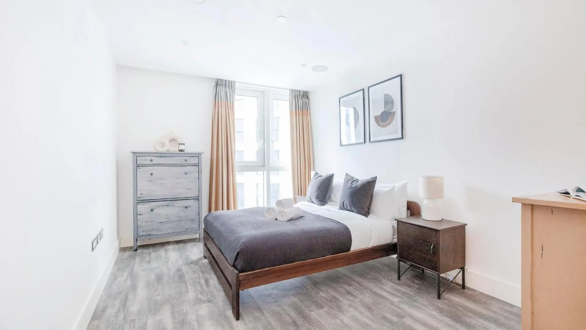 Bnbnova - 2Br - Tower Bridge & Liverpool Street London Apartment