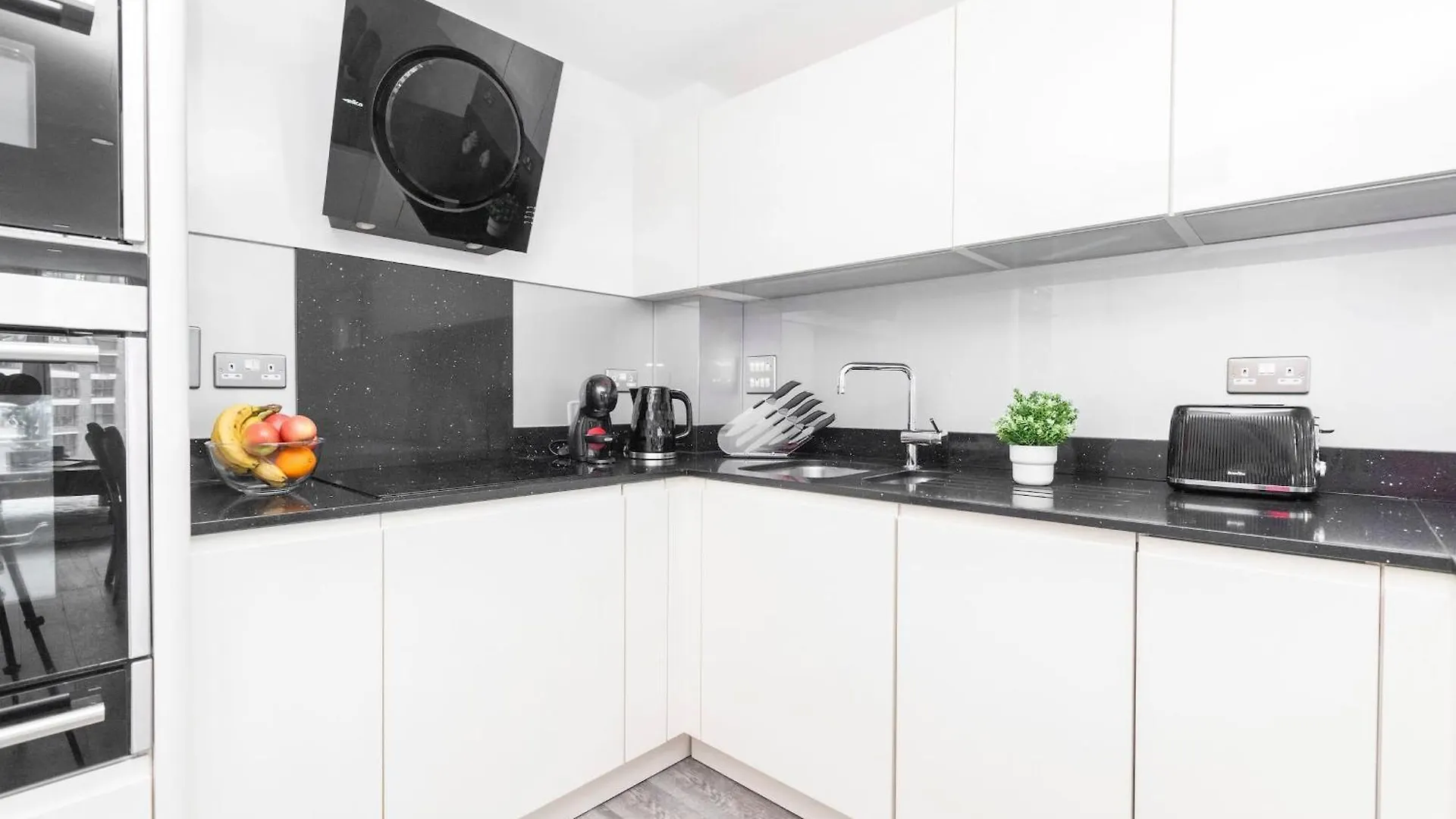 Bnbnova - 2Br - Tower Bridge & Liverpool Street London